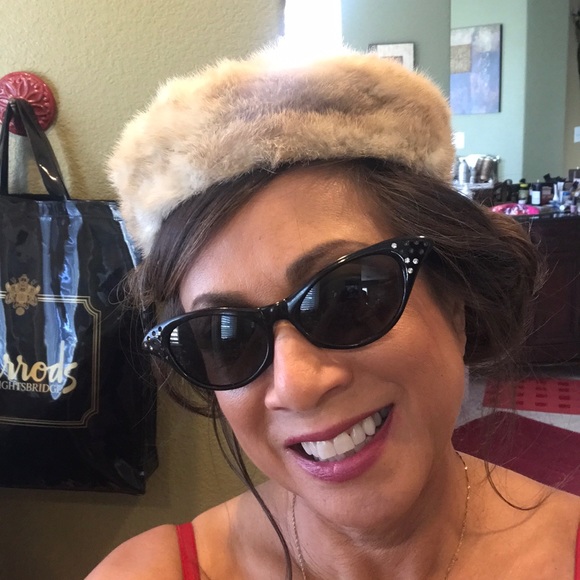 Real fur and satin vintage hat 👒 Royal 👑 - Picture 5 of 6